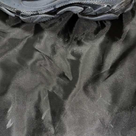 Sneakers - Picture 6 of 6